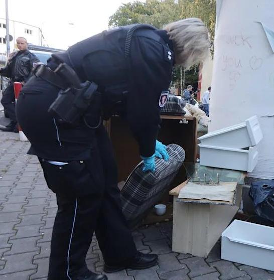 За порядком на улицах Германии теперь следит «мусорная полиция» 