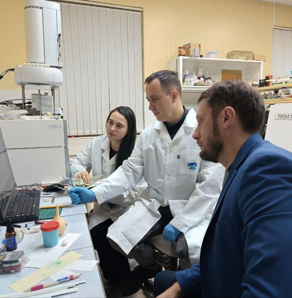 Ученые разлагают пластик в Азовском море с помощью жуков 