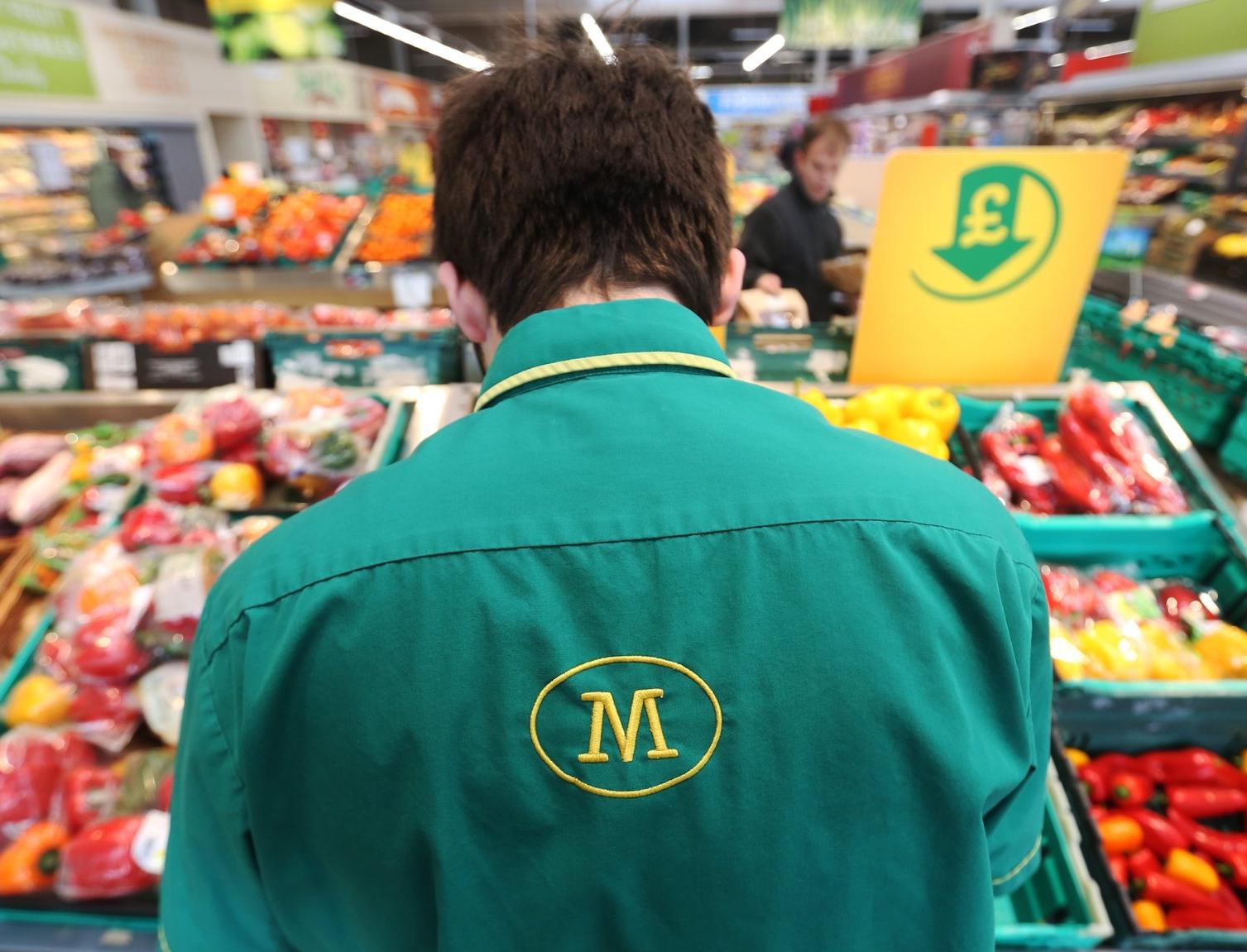 Британский супермаркет будет продавать овощи и фрукты без пластиковой упаковки