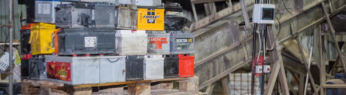 Как в России перерабатывают автомобильные аккумуляторы