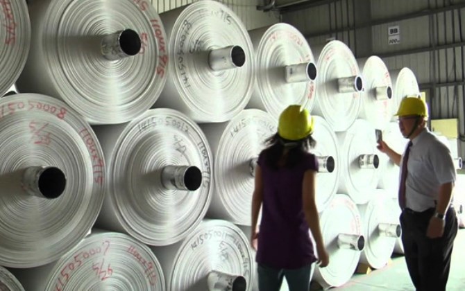 Видео дня: как тайваньская компания производит экологичную бумагу из камней