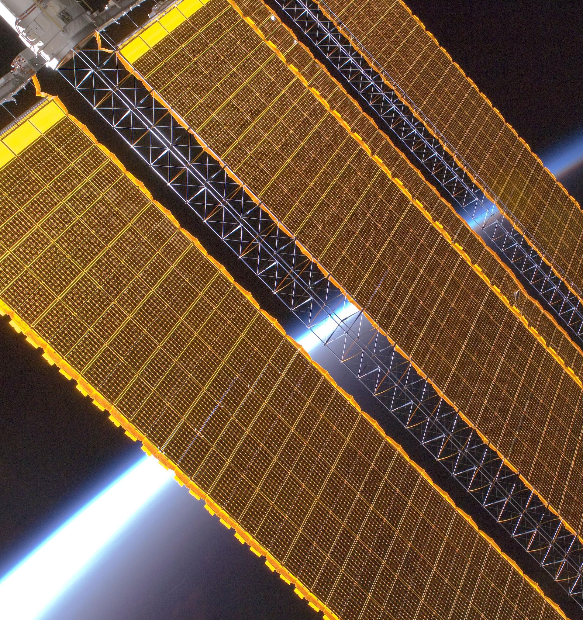 Британия планирует разместить солнечные панели в космосе