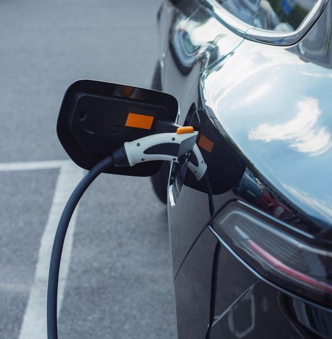 Второй зарядный хаб для электрокаров заработал в Москве 