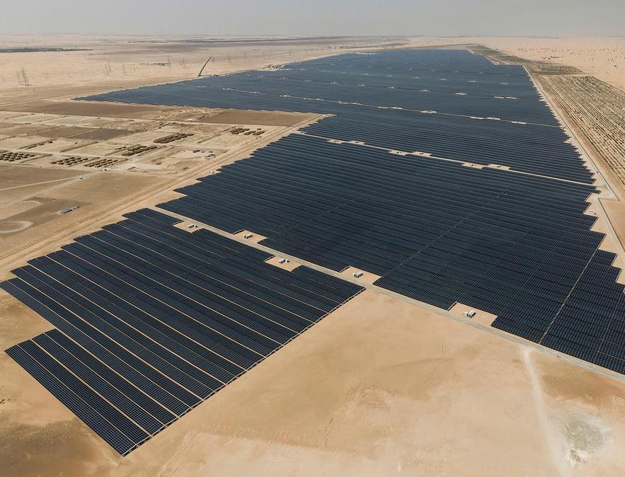 В ОАЭ построят крупнейшую в мире солнечную ферму