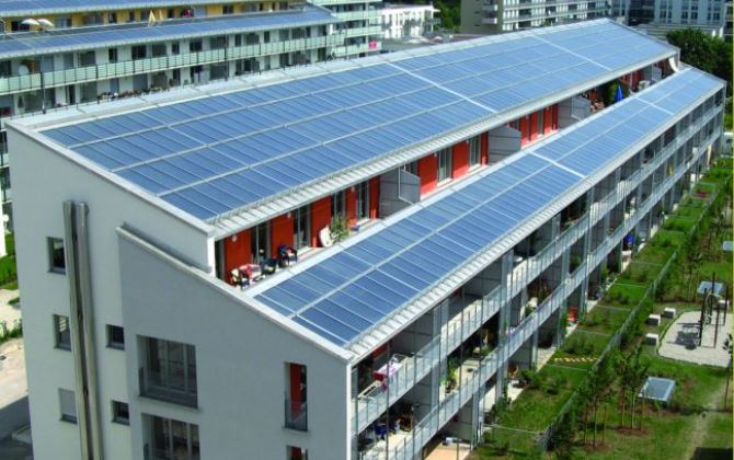 В Москве построят 15 домов на солнечных батареях