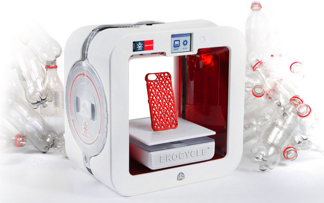 3D-принтер научили печатать использованными бутылками Coсa-Cola