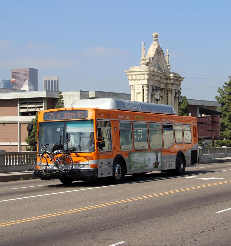 В Лос-Анджелесе отменят плату за транспорт ради чистого воздуха