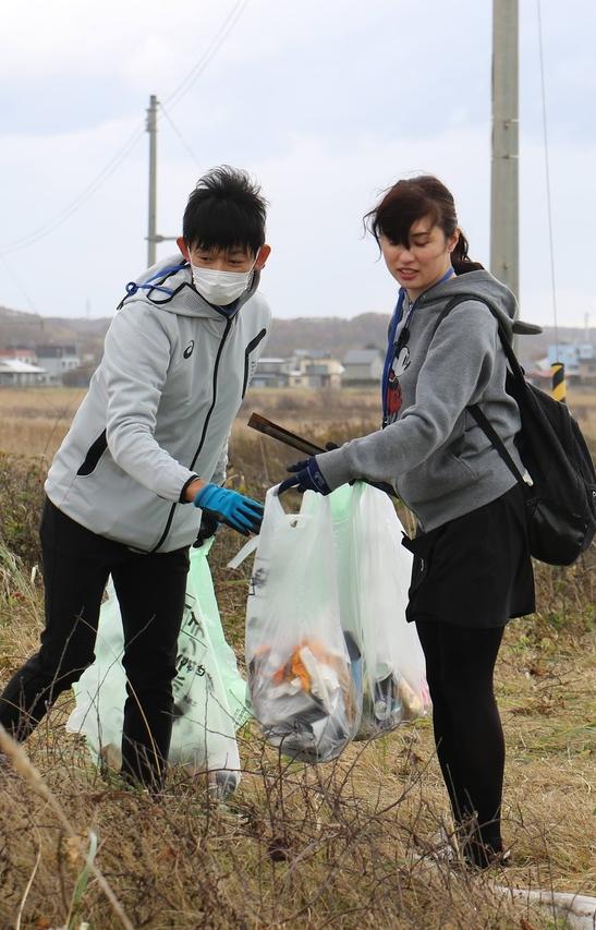 Экоактивисты Санкт-Петербурга научат японцев убирать мусор