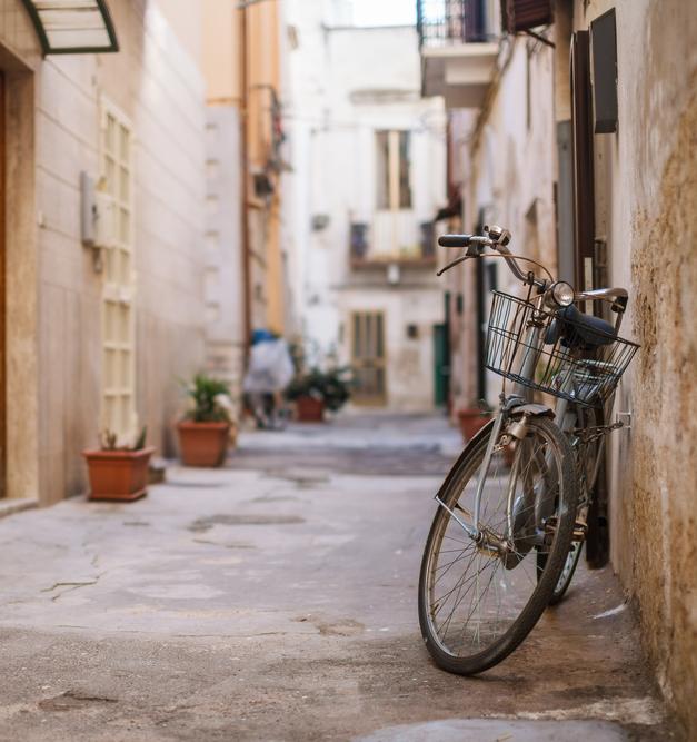 Жителям итальянского города Бари заплатят за езду на велосипеде