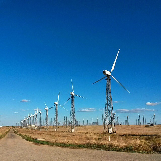 Instagram дня: Ветряная электростанция в Крыму