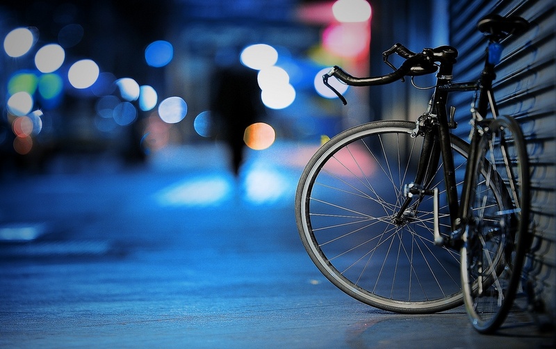 Петербургский прокат бесплатно дает велосипеды на ночные прогулки