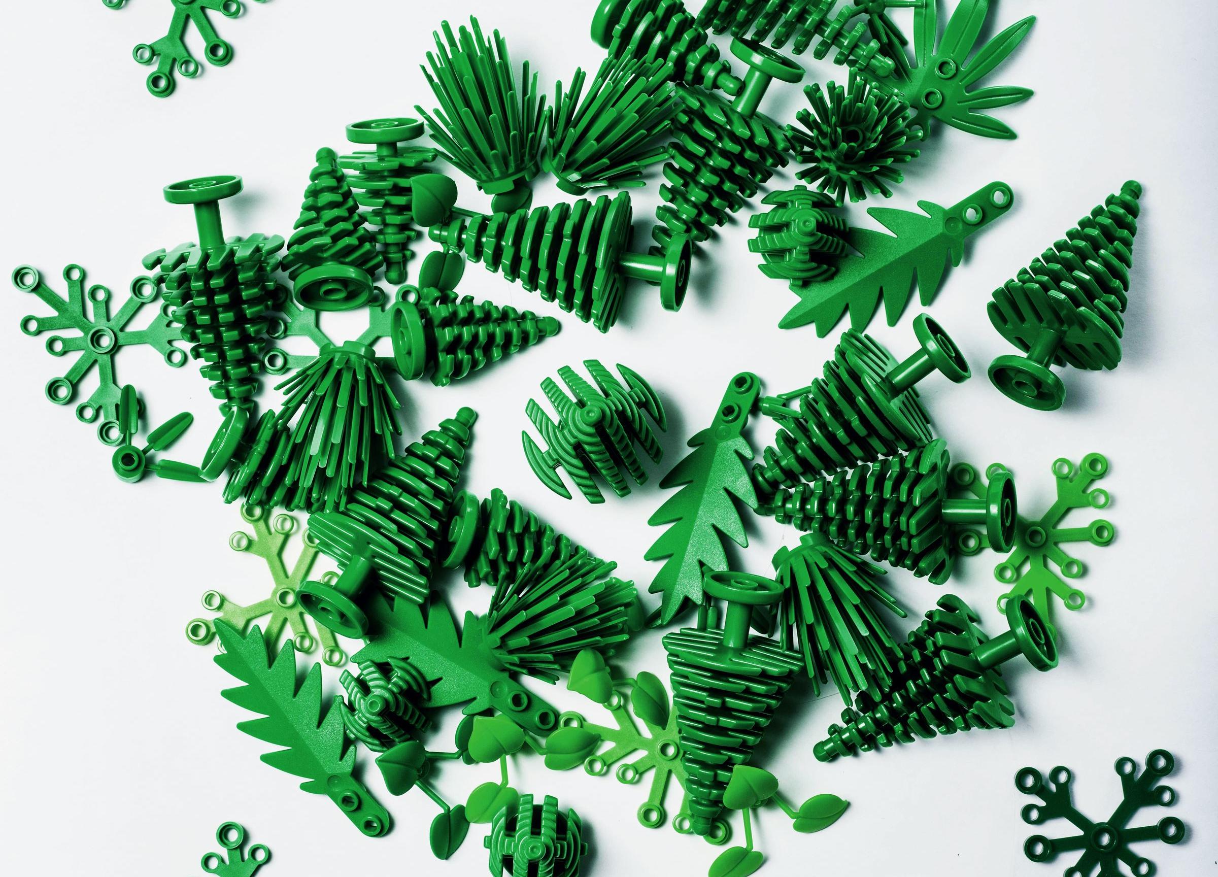 Появились первые конструкторы LEGO из сахарного тростника