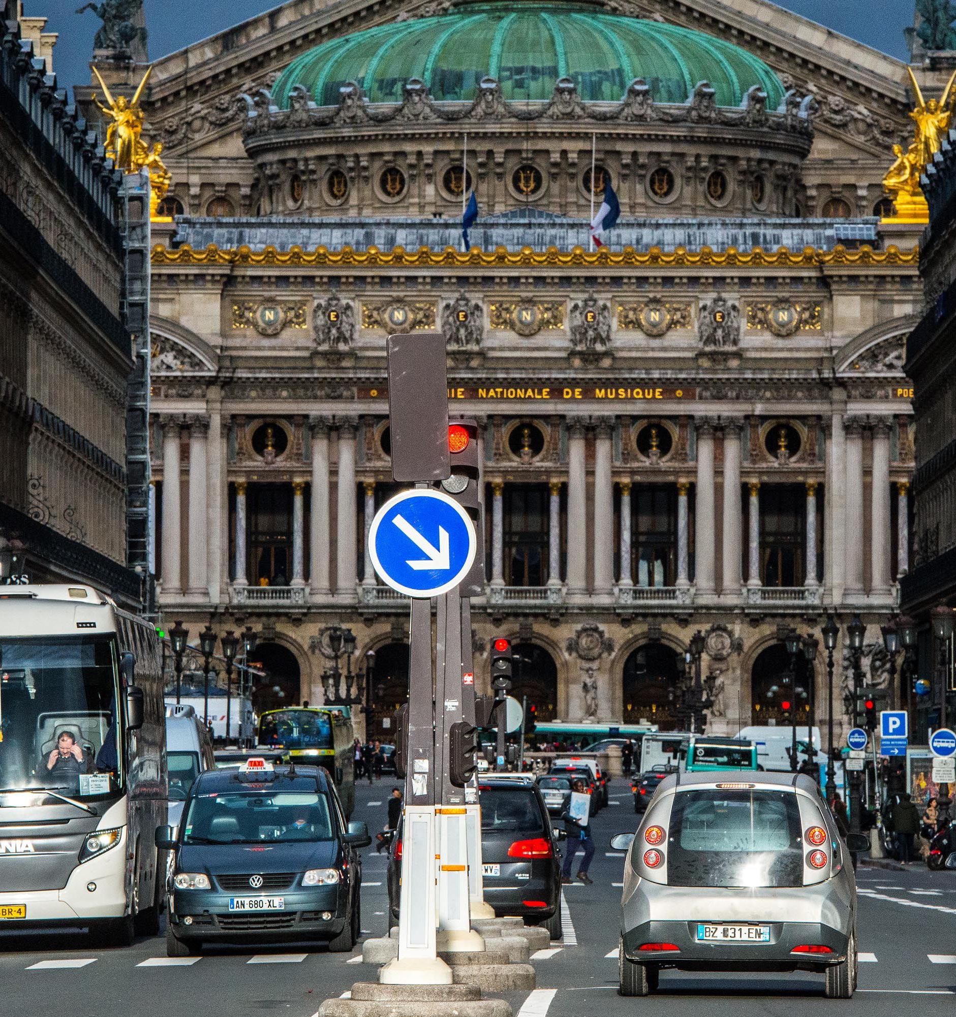 В Париж запретили въезд старым дизельным авто