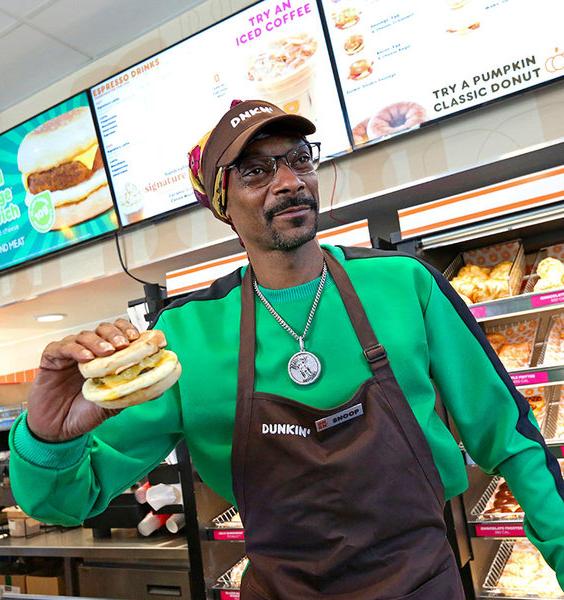 Снуп Дог снялся в рекламе веганского сэндвича