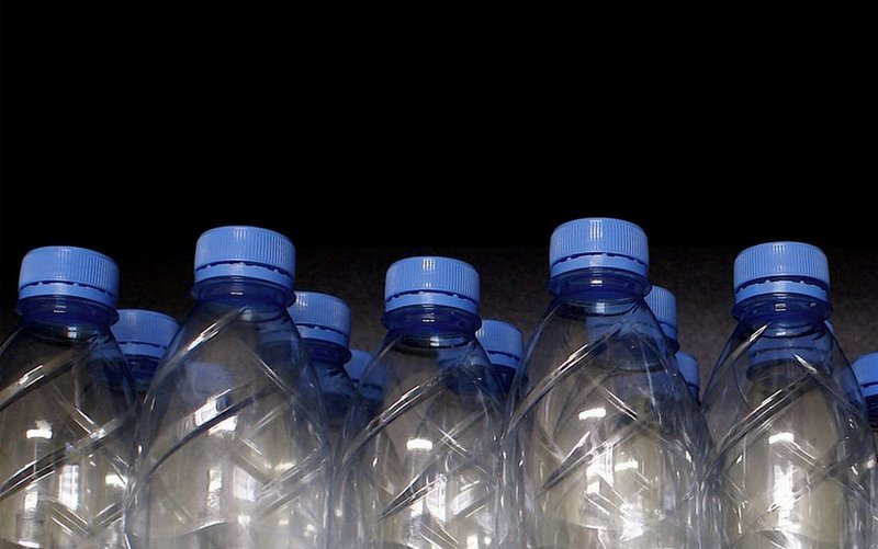 В Сан-Франциско запретили продажу воды в пластиковых бутылках