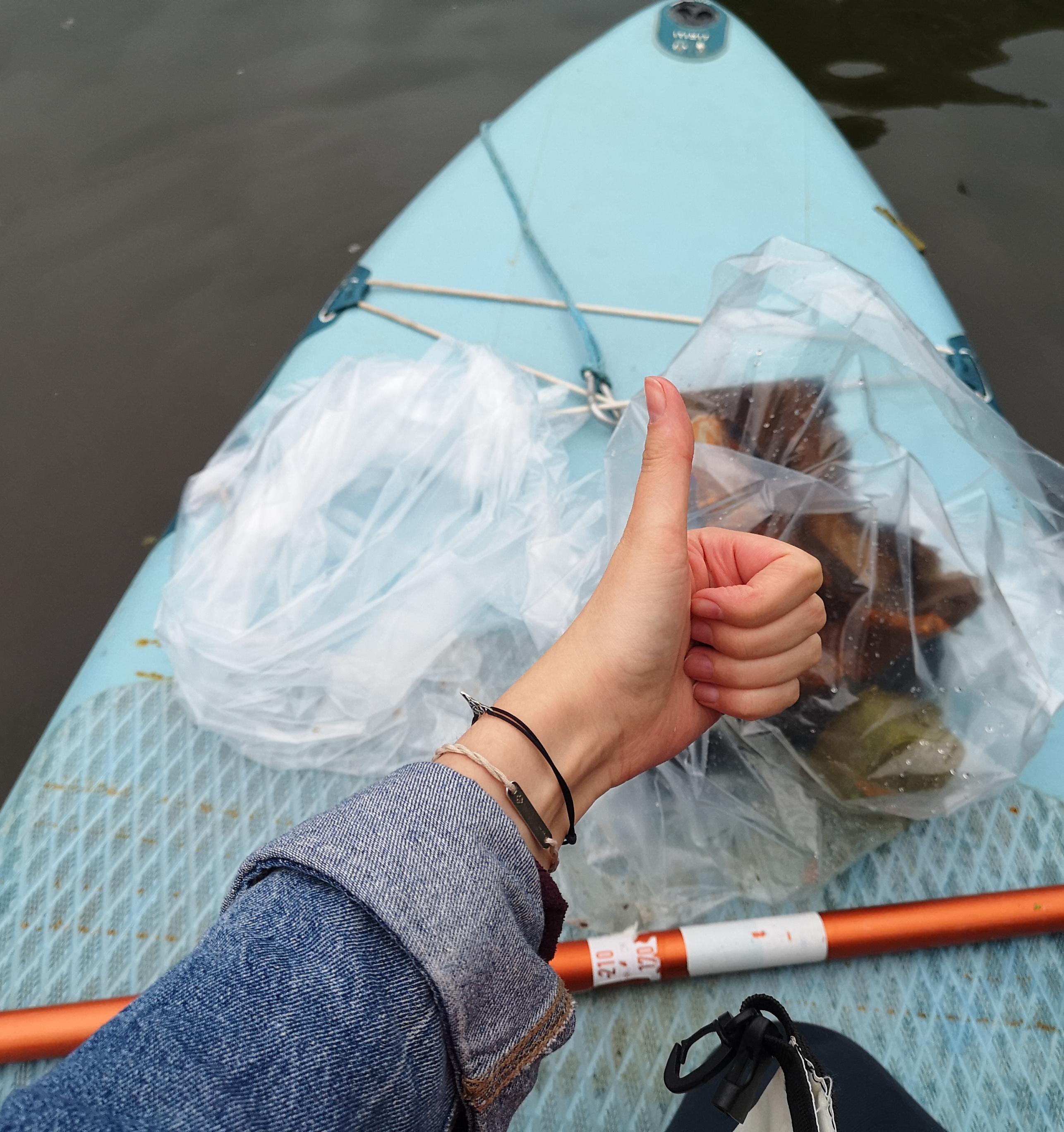 Экологический SUP-патруль: как в Коломне с помощью лодок и весел очищают реки