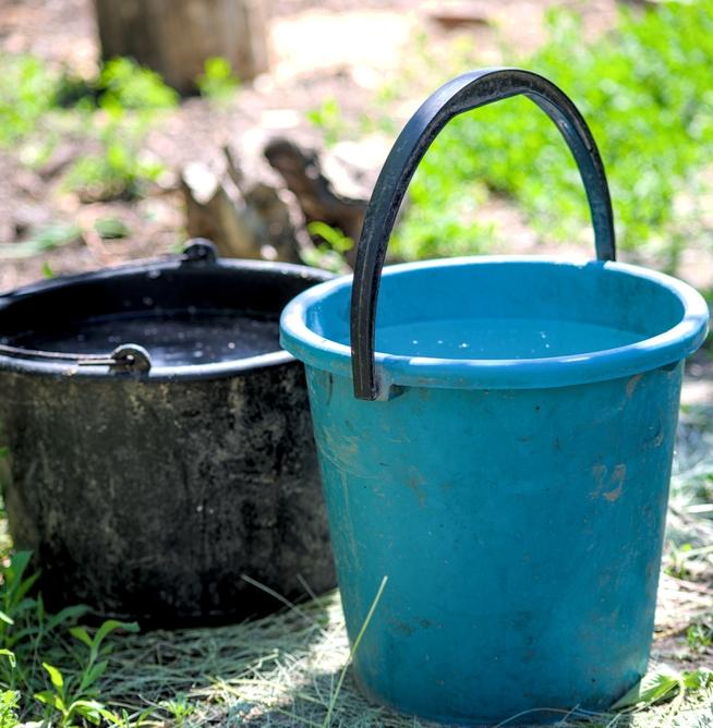 Как правильно утилизировать пластиковые ведра? 