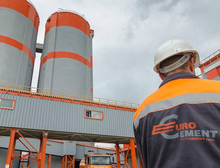 Цементные заводы в России будут работать на топливе из мусора