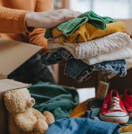 Пять тысяч пунктов приема старой одежды работает по всей России 
