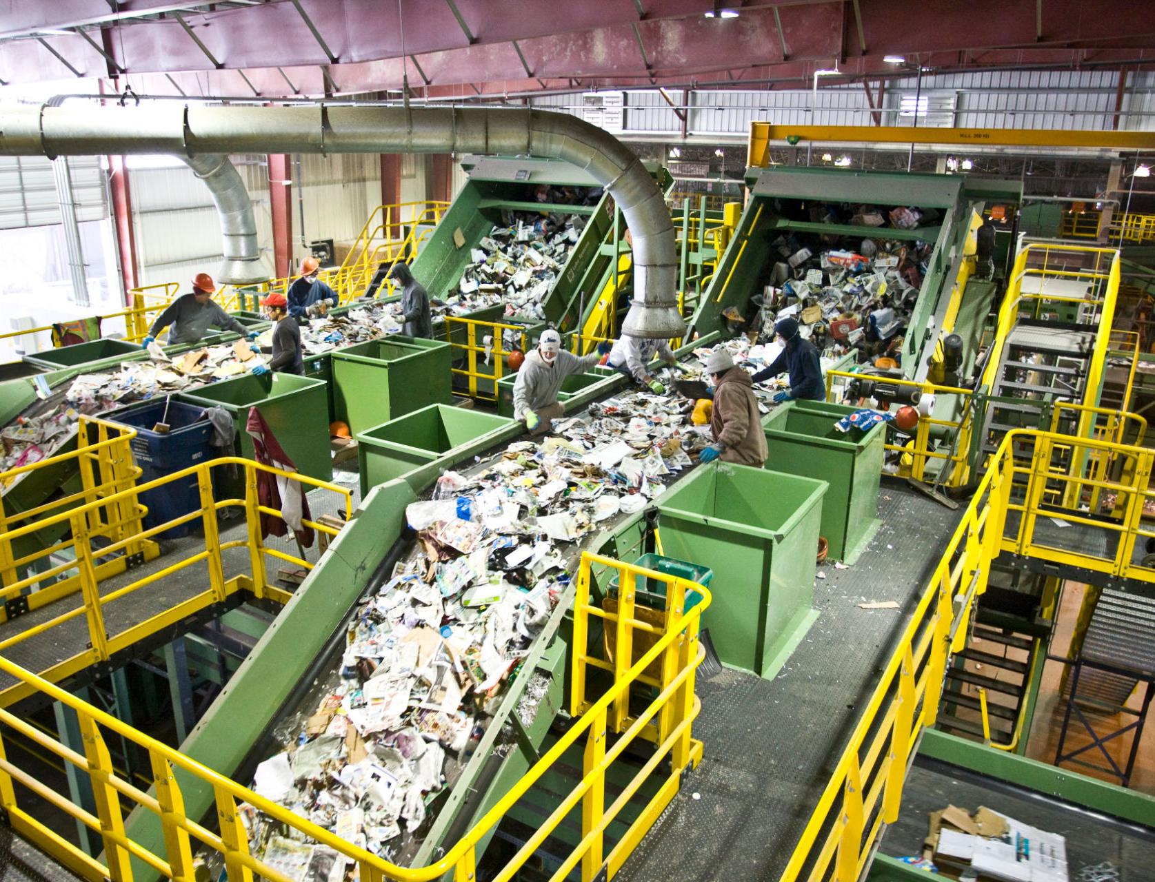 Глава ЕАО намерен развивать мусорную реформу в регионе