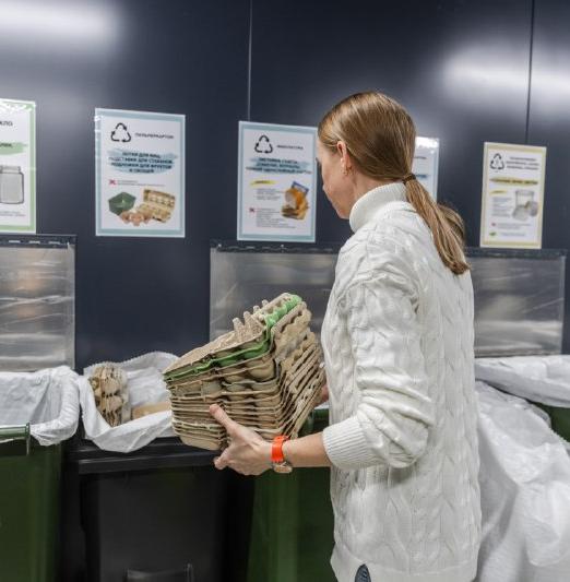 Более 1,7 тонны вторсырья сдали гости экоцентра регоператора Москвы 