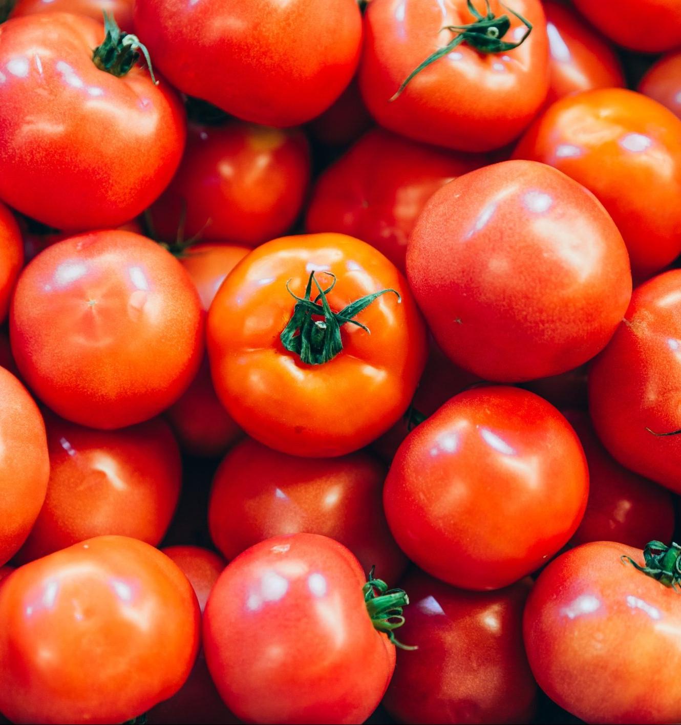 Испанские ученые работают над созданием упаковки из кожуры томатов 