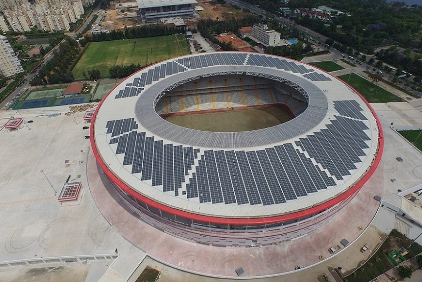 Турция построила крупнейший в мире стадион на солнечных батареях