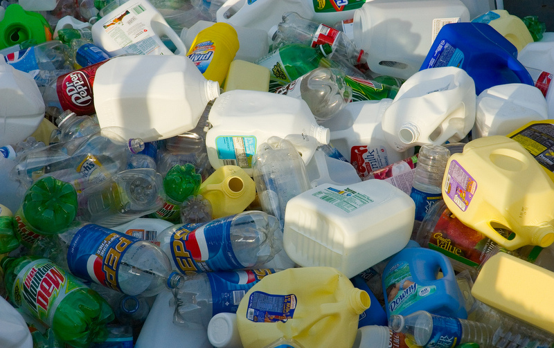 Астраханские исследователи научились ускорять разложение пластика