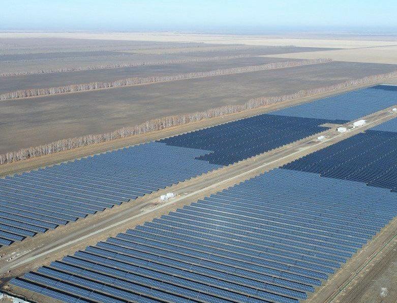 В Омской области запустили мощную солнечную электростанцию