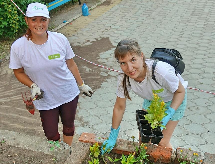 Волонтеры «Свезы» провели экологические акции в Уральском