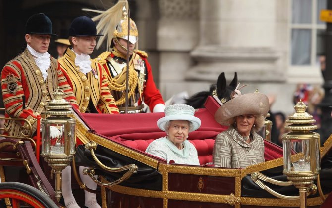 Британскую королеву раскритиковали за неэкологичное отопление дворца