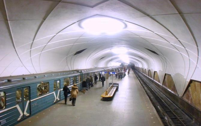 30 000 лампочек в московском метро заменят на экологичные светодиодные