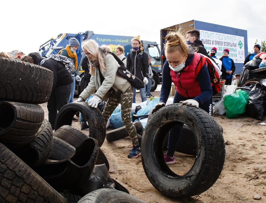 Экоактивисты собрали более 500 мешков мусора с южного побережья Финского залива