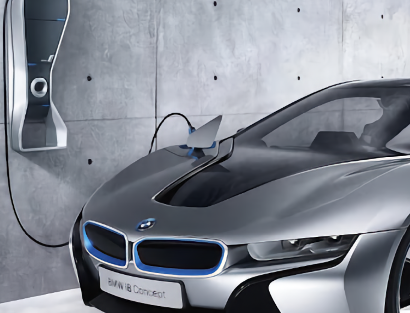 BMW использует коровий навоз для зарядки электромобилей