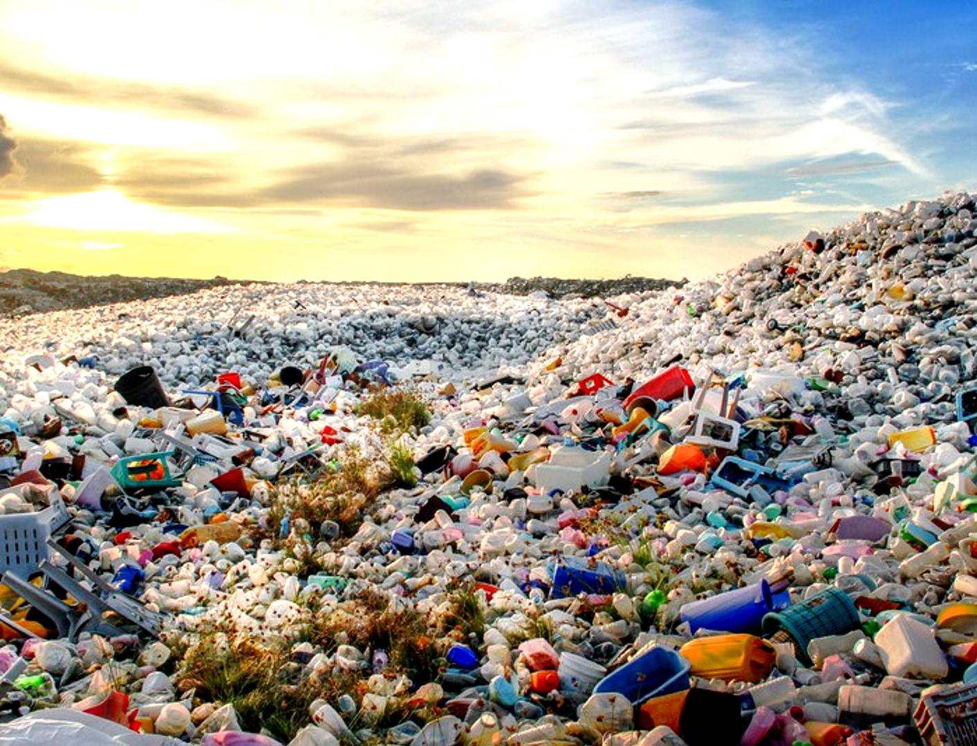 Китай сократит производство и использование пластика к 2025 году