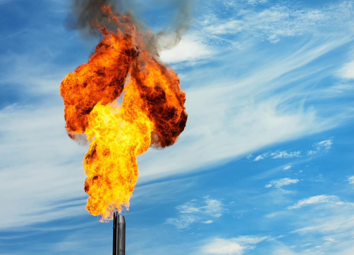 Видео: Что произошло на нефтеперерабатывающем заводе в Капотне