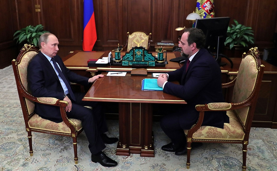 Что обсудили на встрече Владимир Путин и министр экологии РФ Сергей Донской