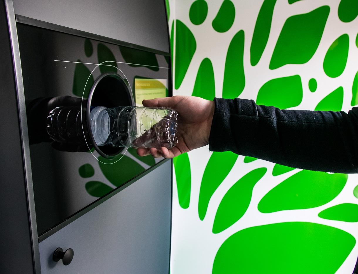 Автоматы по приему бутылок в Беларуси планируют установить к 2020 году