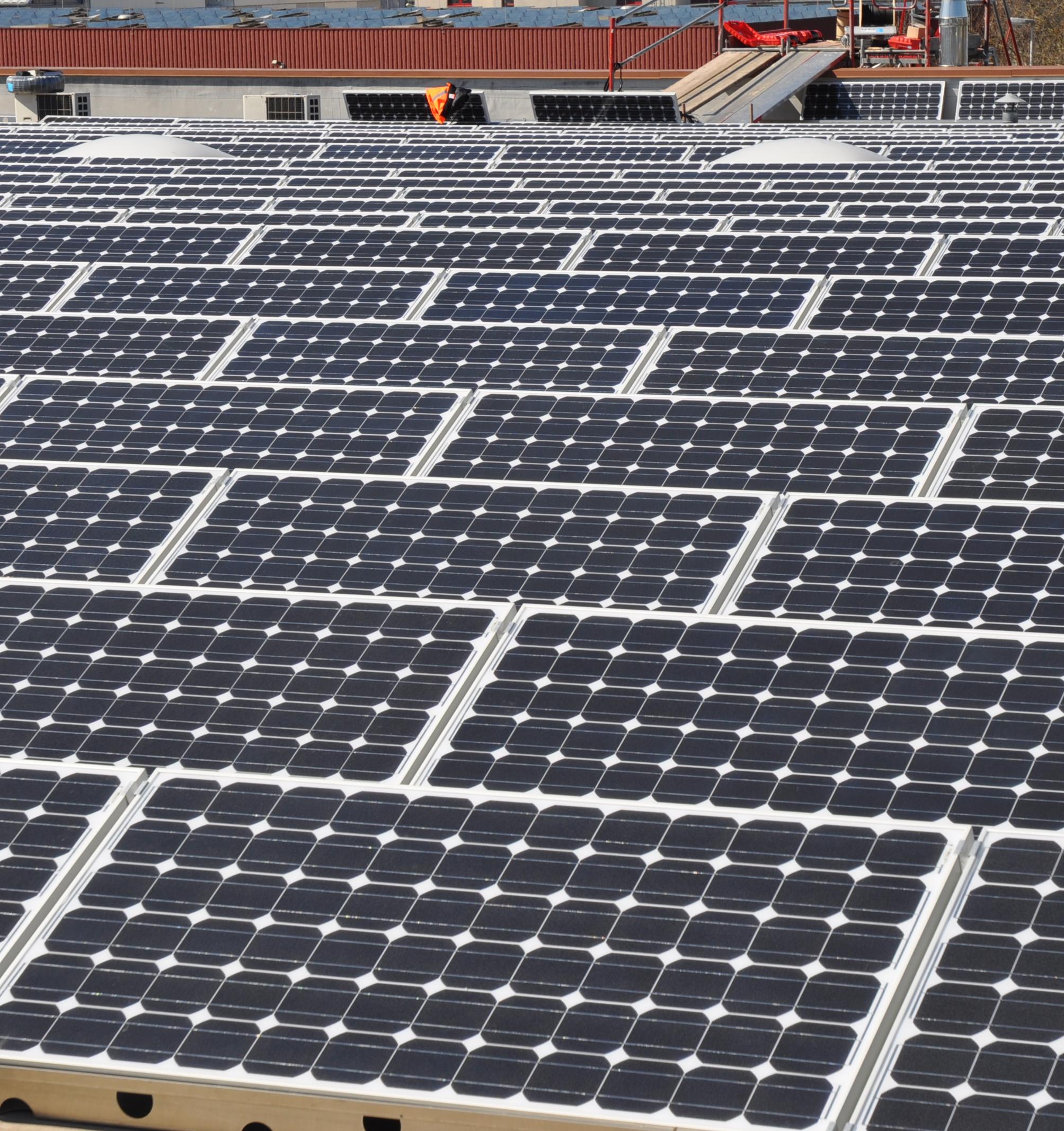 В Сеуле солнечные батареи установят на все общественные здания 